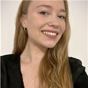 Profesora de Español, Inglés y Catalán para niños o nivel intermedio. Y Ruso nivel básico.